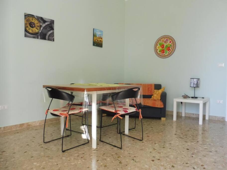 Appartamento In Villa A 100 Metri Dal Mare Fontane Bianche Exteriér fotografie